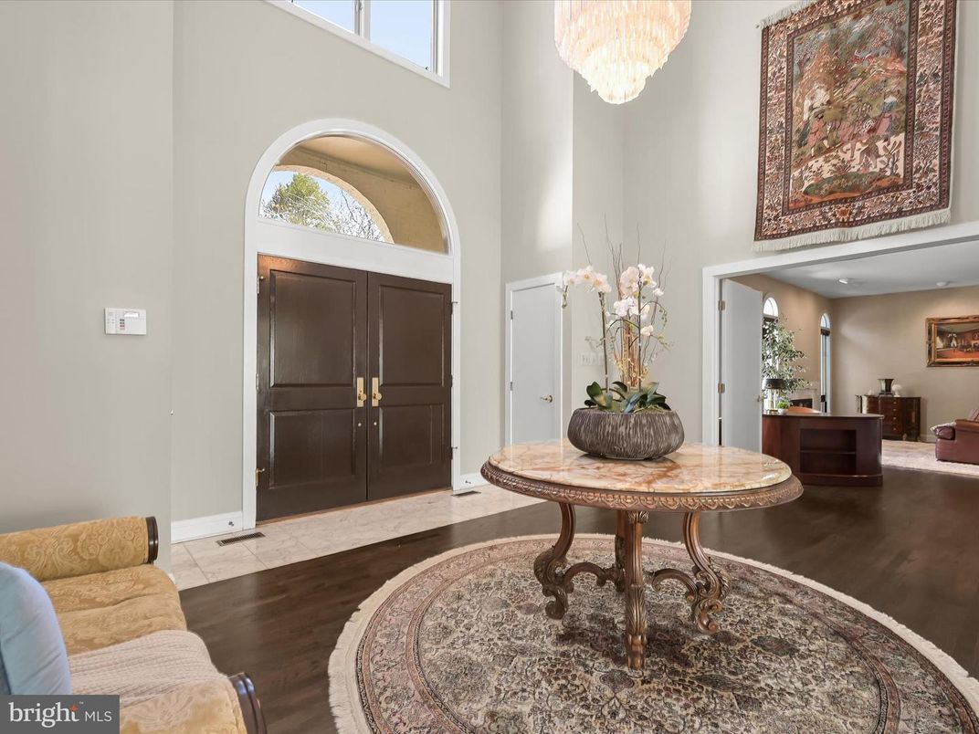 Chandelier, Interior, Wood Texture Flooring