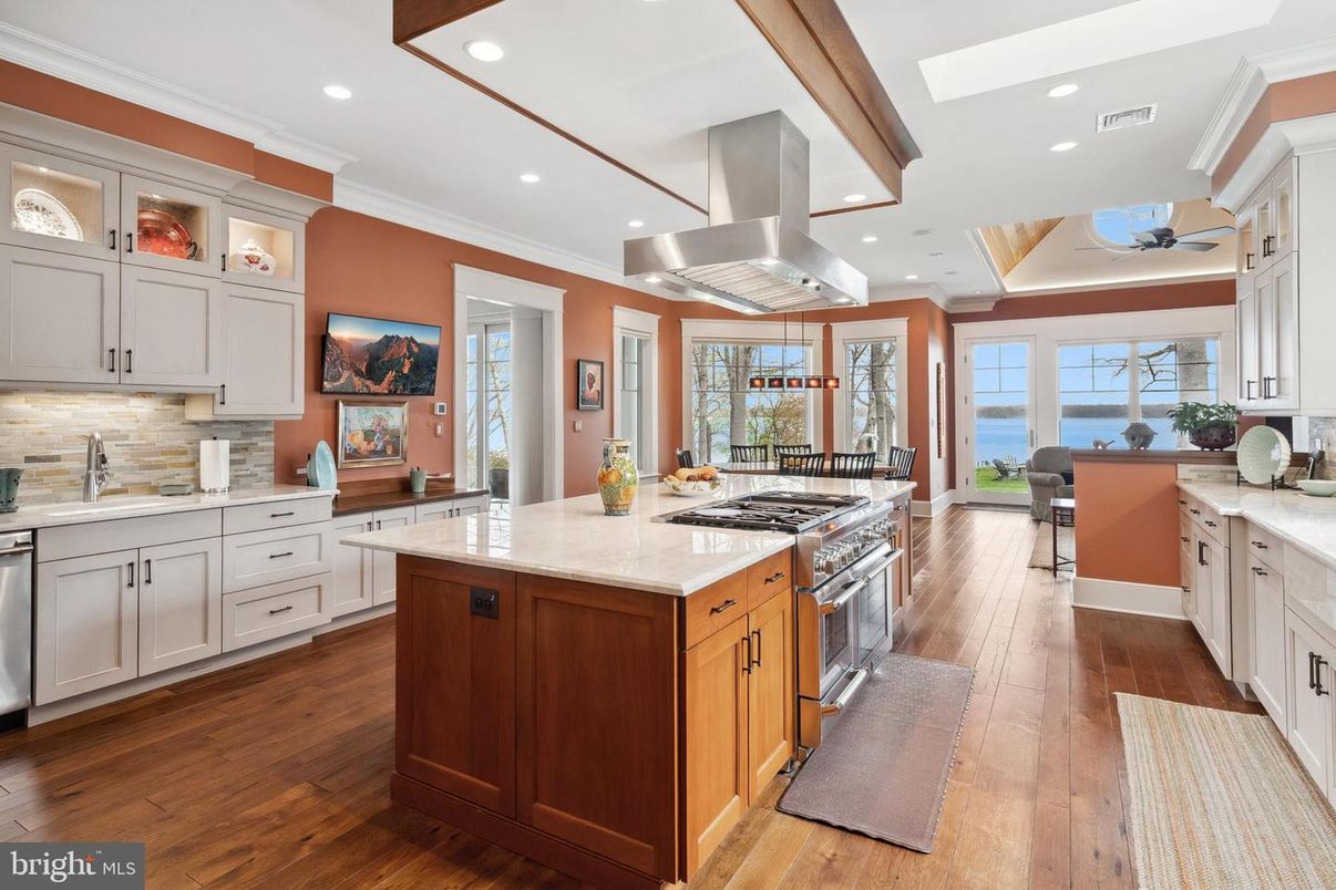 Interior, Kitchen, Recessed Lighting, Stainless Steel Appliances, Water, Wood Texture Flooring