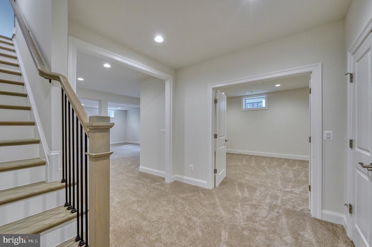 Interior, Recessed Lighting