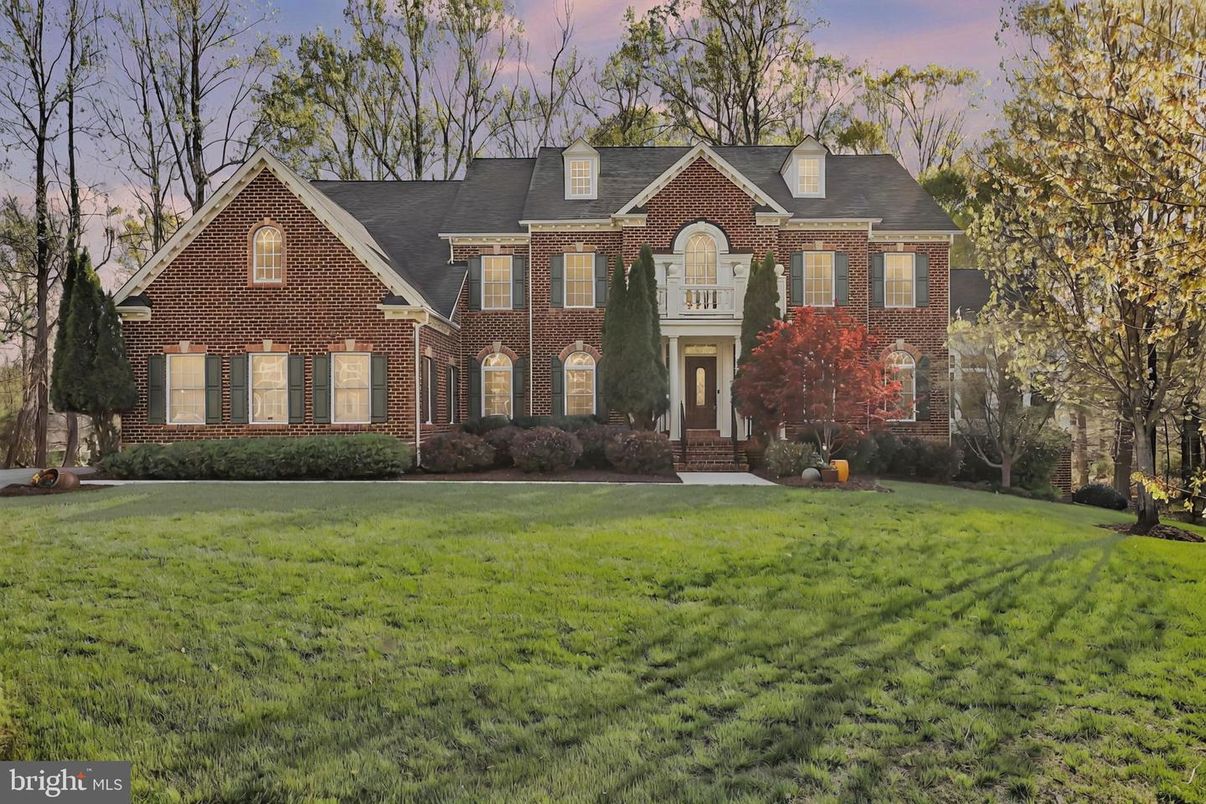 Exterior, Facade, Brick Facade, French Provincial