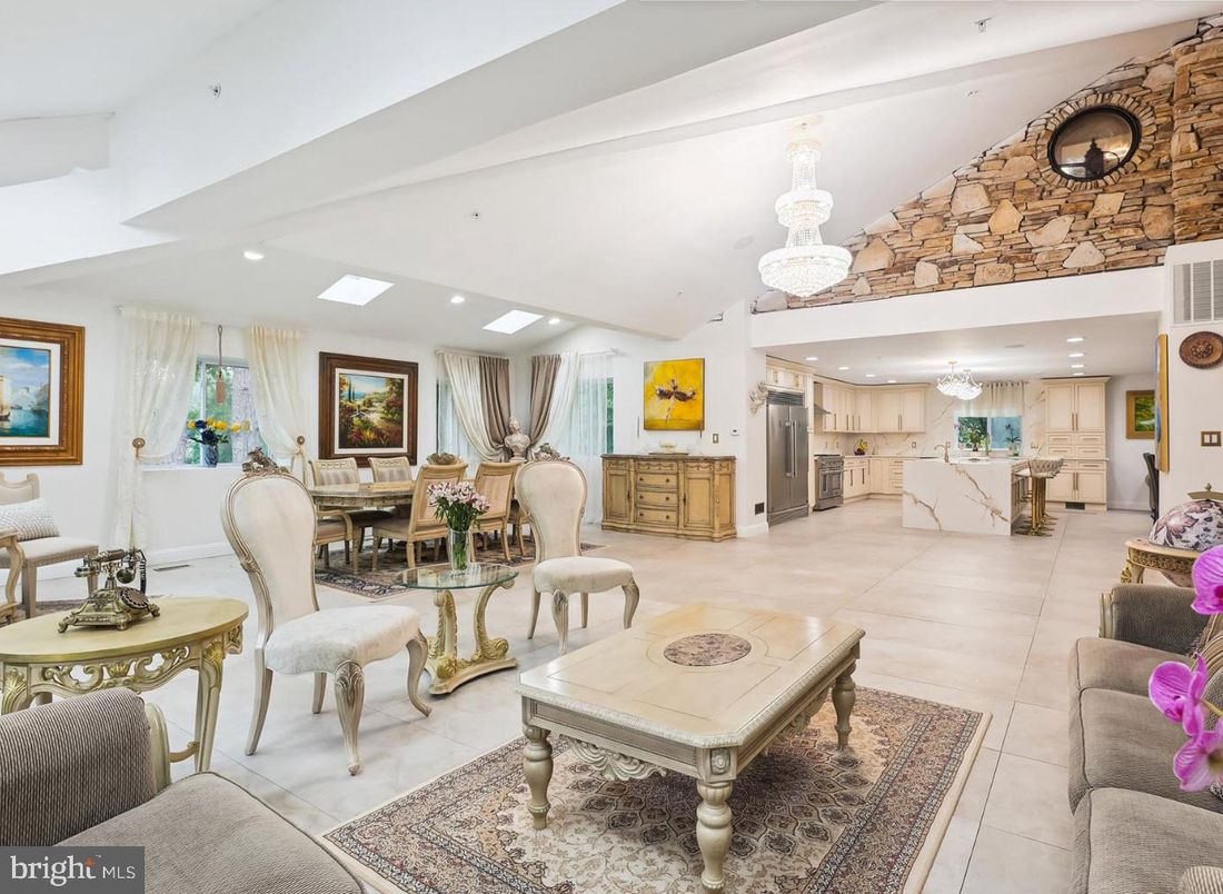 Chandelier, Dining room, Interior, Kitchen, Recessed Lighting, Stainless Steel Appliances, Stone Walls