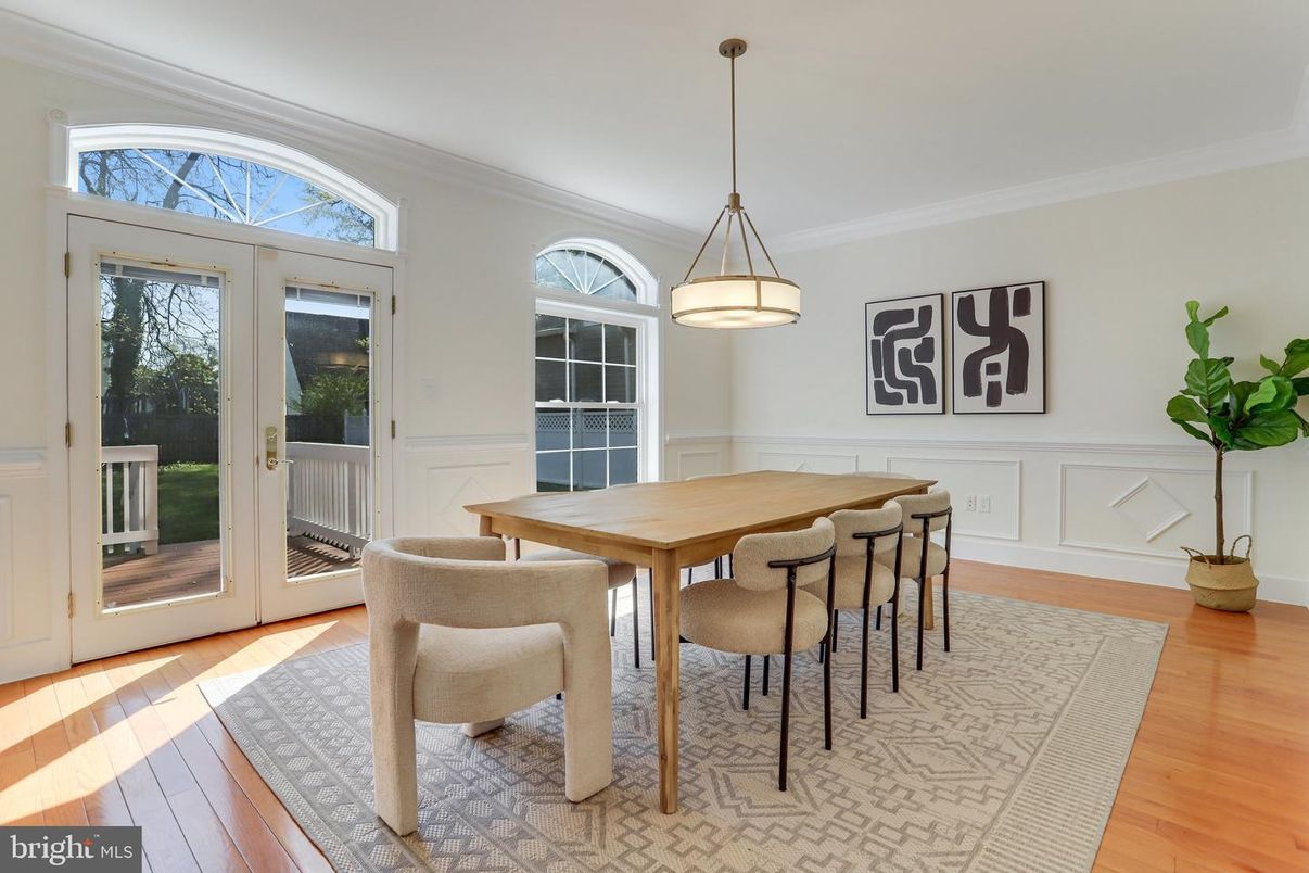 Dining room, Interior, Pendant Lights, Wood Texture Flooring