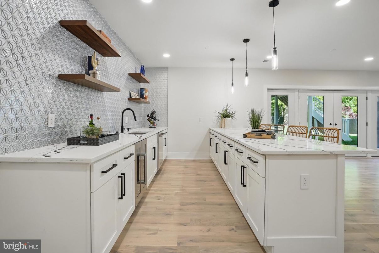Interior, Kitchen, Pendant Lights, Recessed Lighting, Wood Texture Flooring