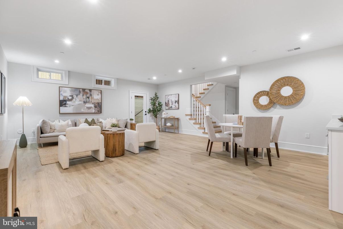 Dining room, Interior, Living room, Recessed Lighting, Wood Texture Flooring