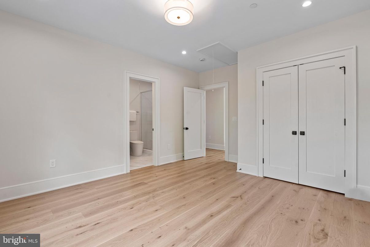 Bathroom, Empty room, Interior, Recessed Lighting, Wood Texture Flooring