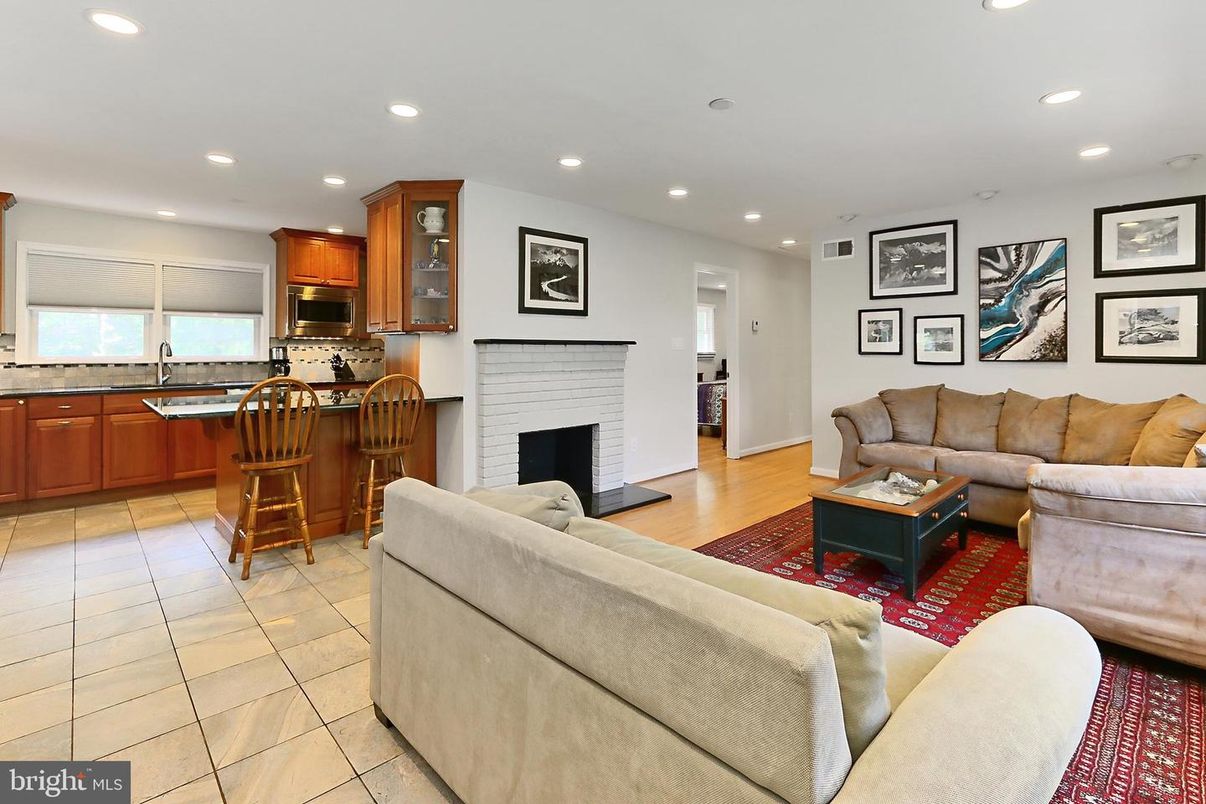 Fireplace, Interior, Kitchen, Living room, Recessed Lighting