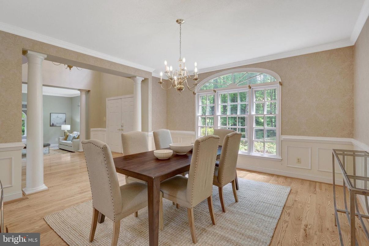 Chandelier, Dining room, Interior, Wood Texture Flooring