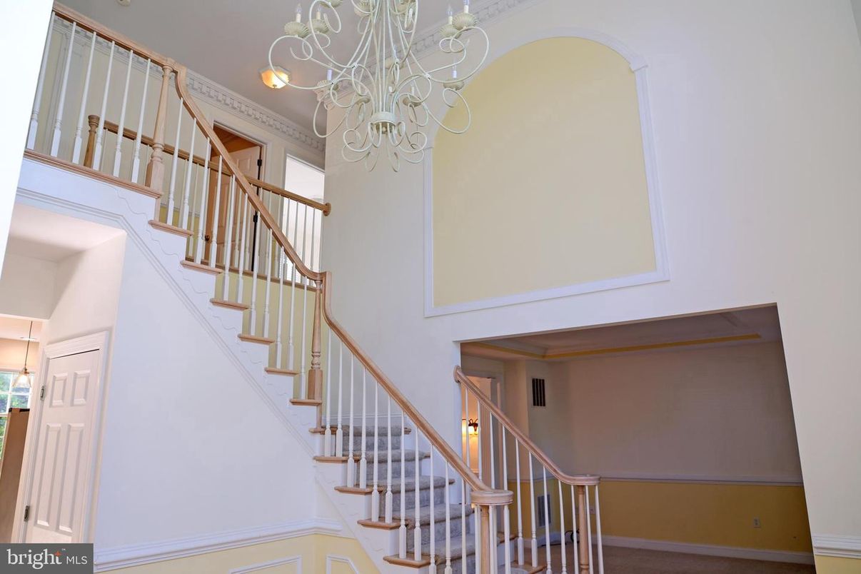Chandelier, Interior
