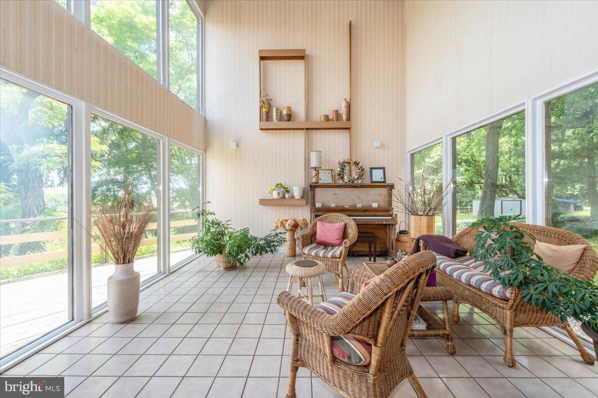 Interior, Piano, Sun Room