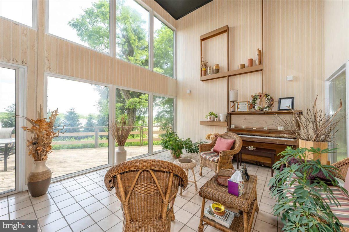 Interior, Piano, Sun Room