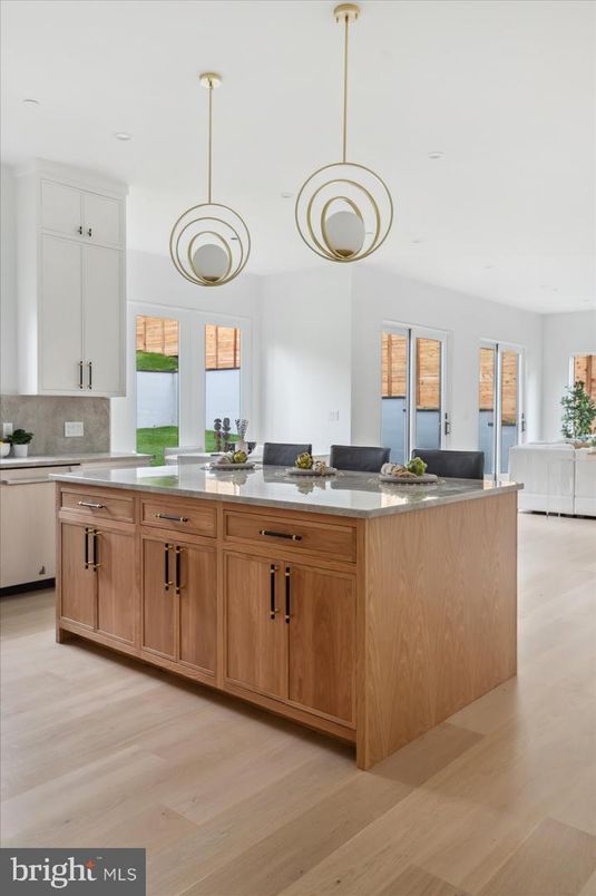 Interior, Kitchen, Pendant Lights, Wood Texture Flooring