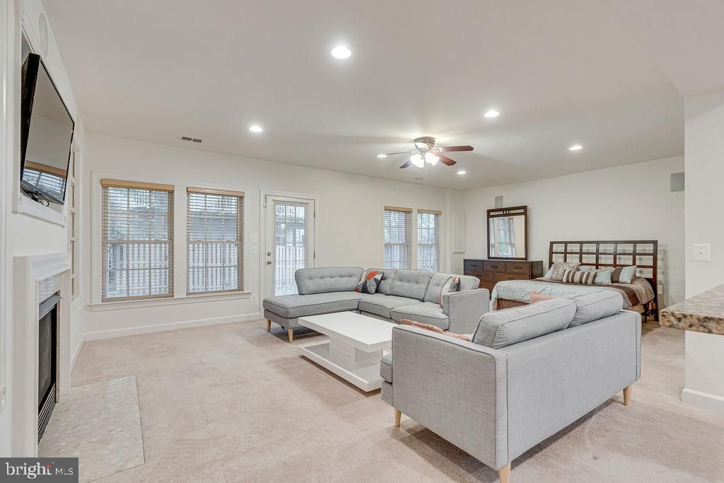Fireplace, Interior, Living room, Recessed Lighting