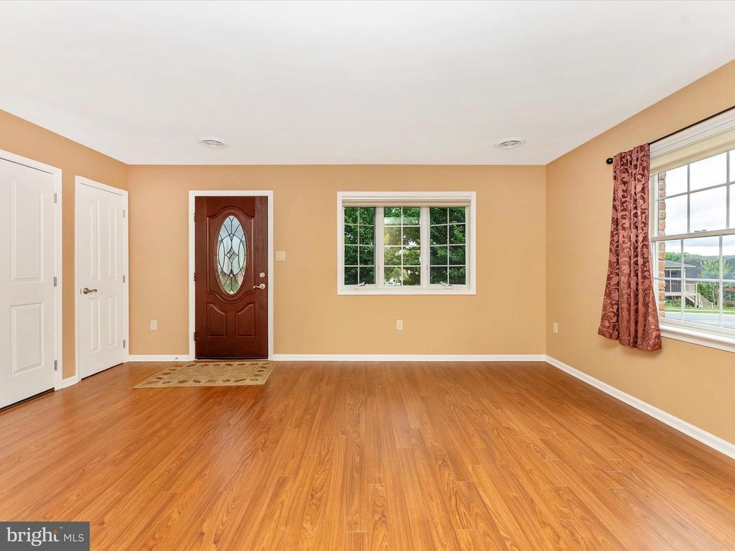 Empty room, Interior, Wood Texture Flooring