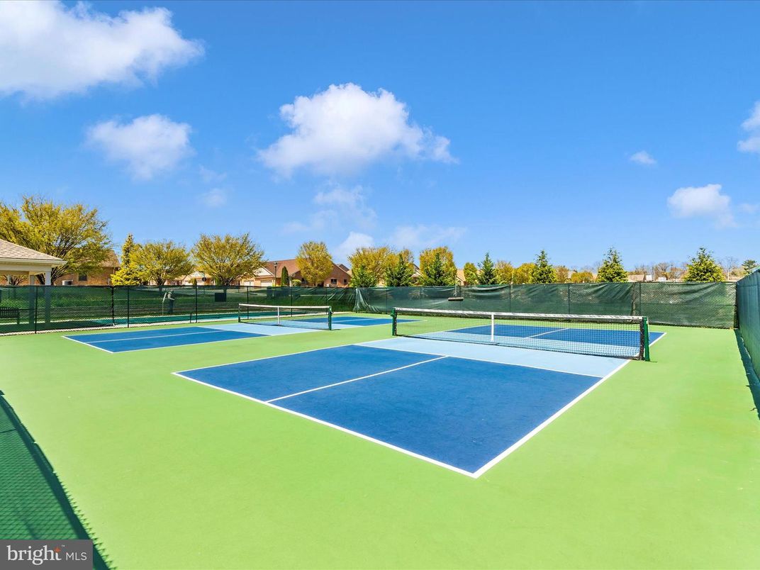Exterior, Tennis Courts