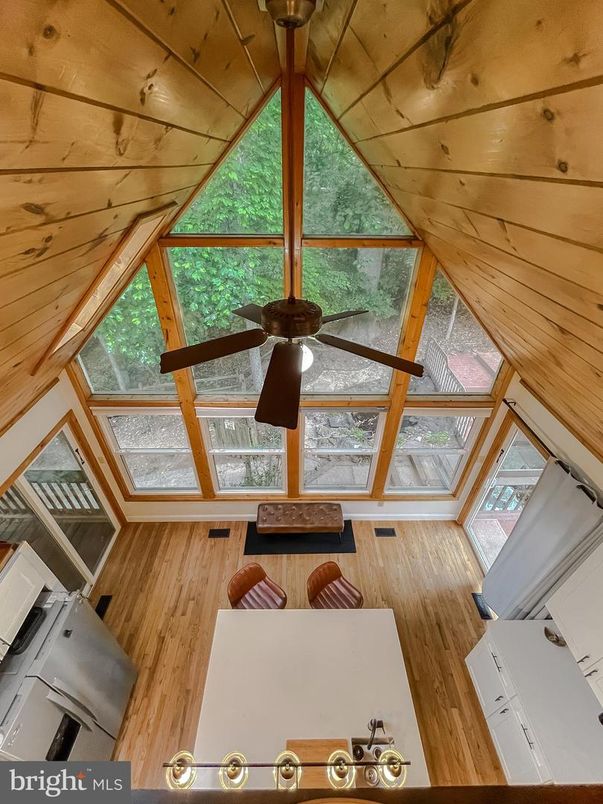 Interior, Sun Room, Wooden Ceilings, Wood Texture Flooring