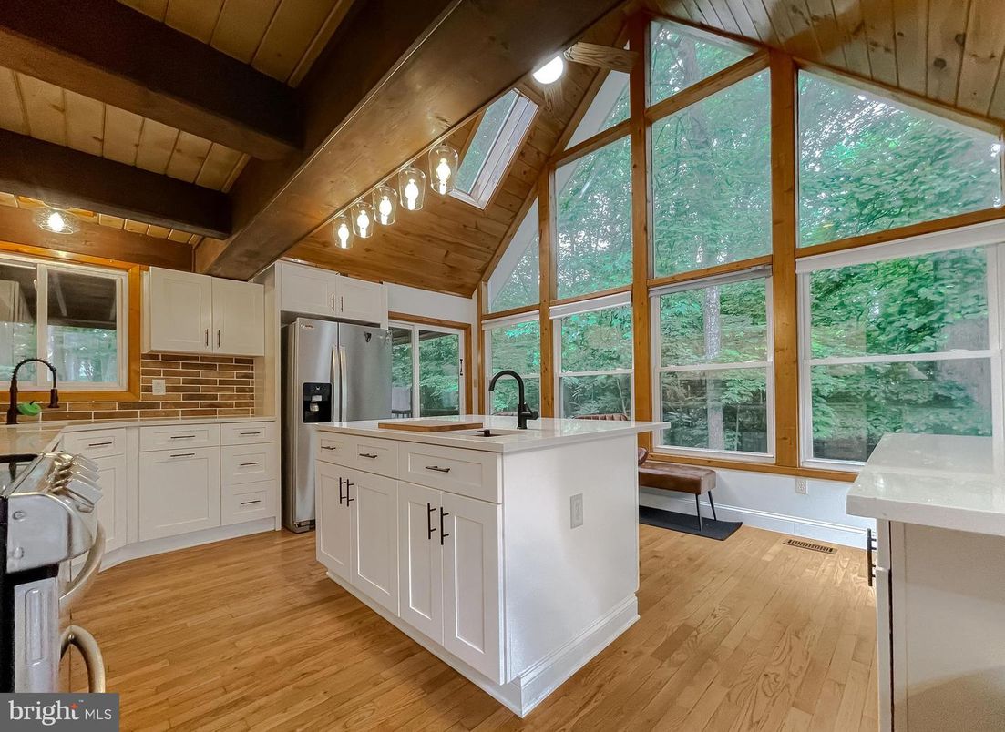 Interior, Kitchen, Stainless Steel Appliances, Wooden Beams, Wooden Ceilings, Wood Texture Flooring