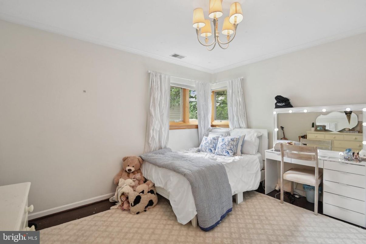 Bedroom, Chandelier, Interior