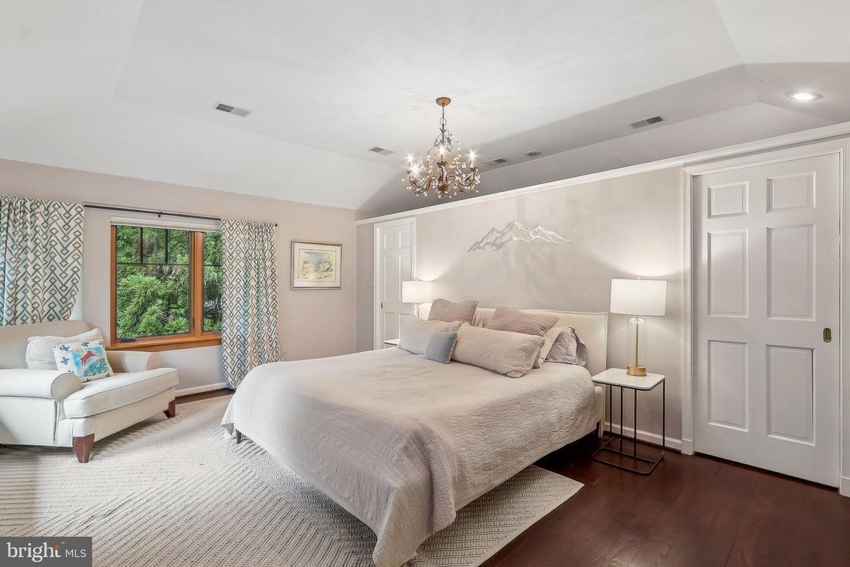 Bedroom, Chandelier, Interior, Recessed Lighting, Wood Texture Flooring