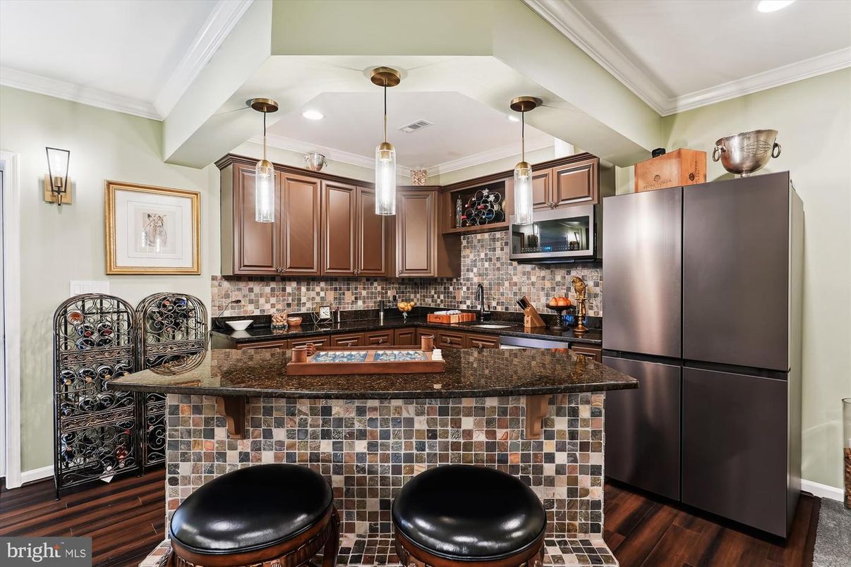 Interior, Kitchen, Pendant Lights, Recessed Lighting, Wood Texture Flooring