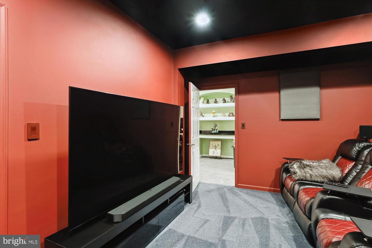 Interior, Recessed Lighting