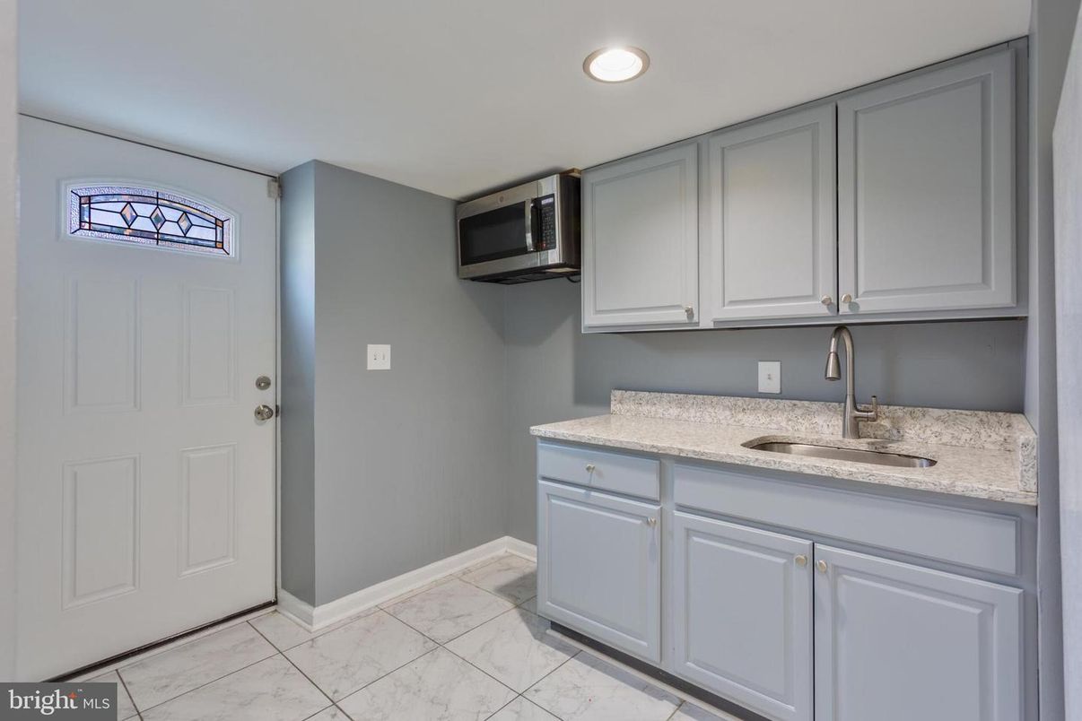 Interior, Kitchen, Marble, Recessed Lighting