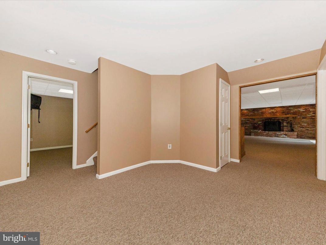 Empty room, Fireplace, Interior, Stone Walls