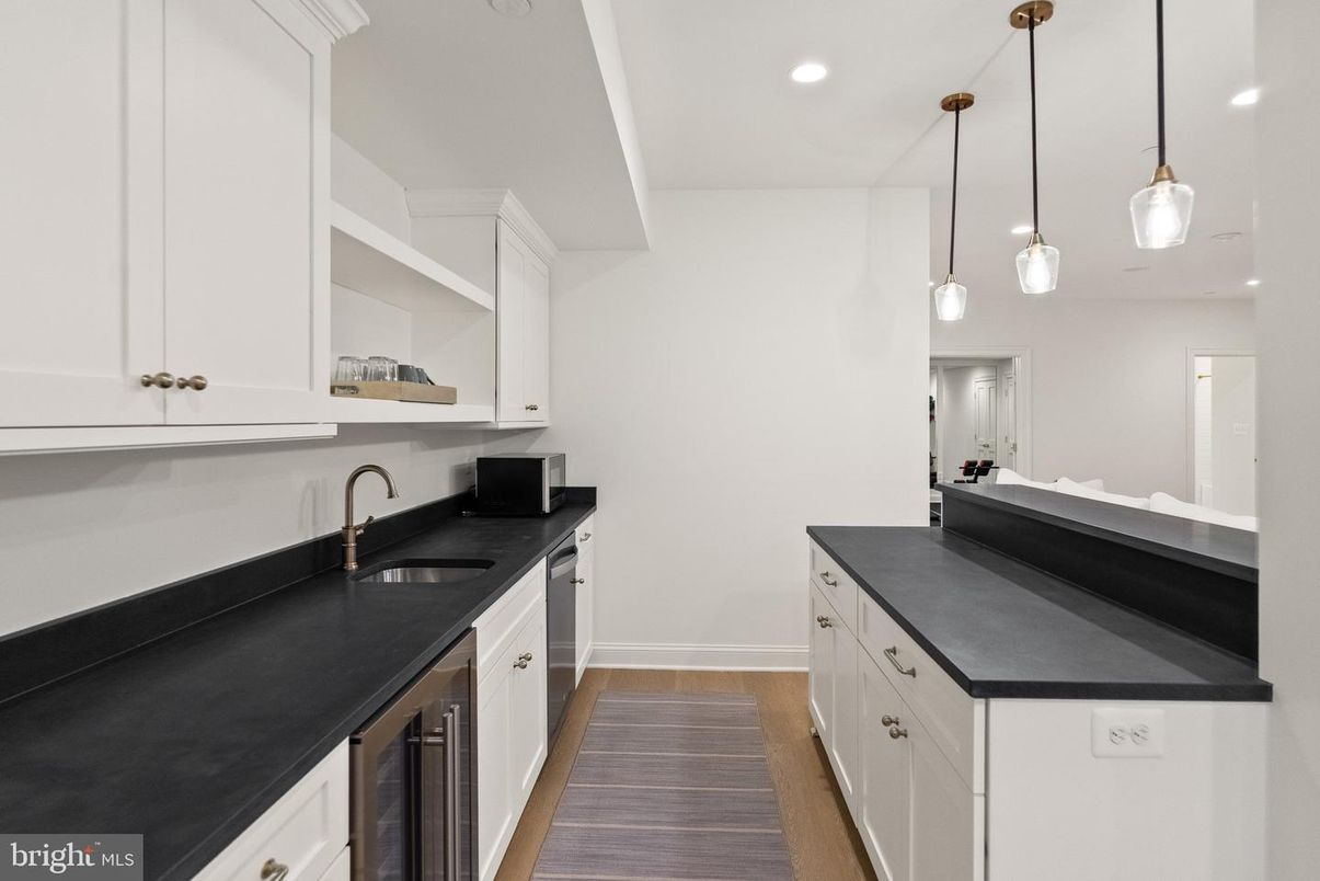 Interior, Kitchen, Pendant Lights, Recessed Lighting, Wood Texture Flooring