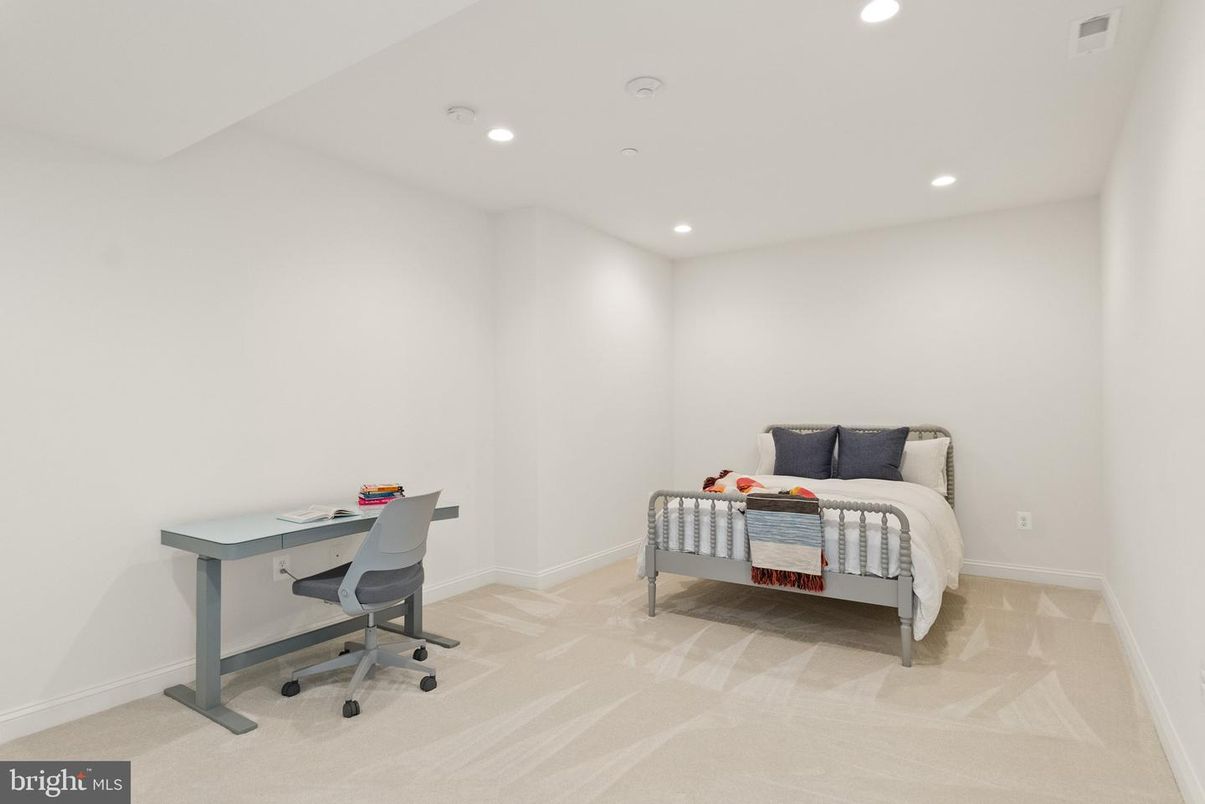 Bedroom, Home Office, Interior, Recessed Lighting