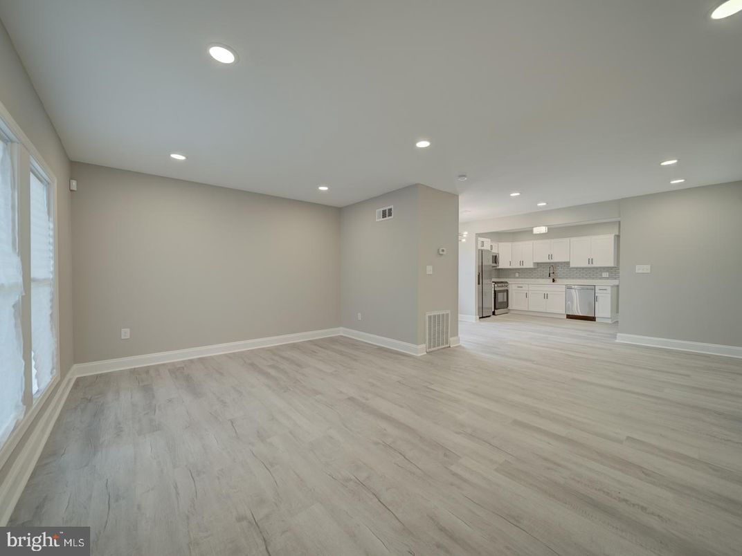 Empty room, Interior, Kitchen, Recessed Lighting, Wood Texture Flooring