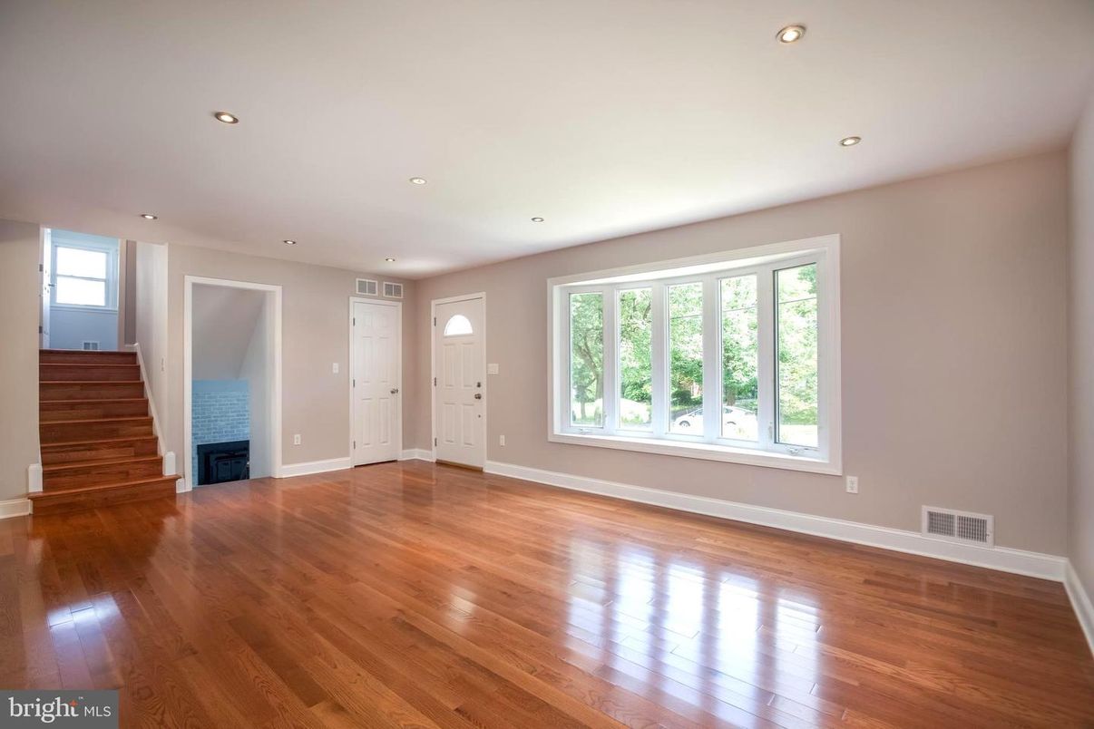 Empty room, Fireplace, Interior, Recessed Lighting, Wood Texture Flooring