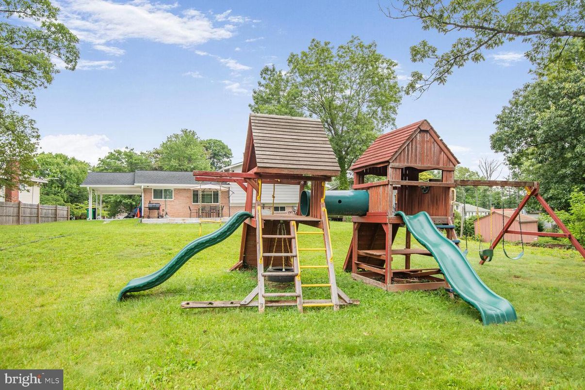 Backyard, Exterior, Playground