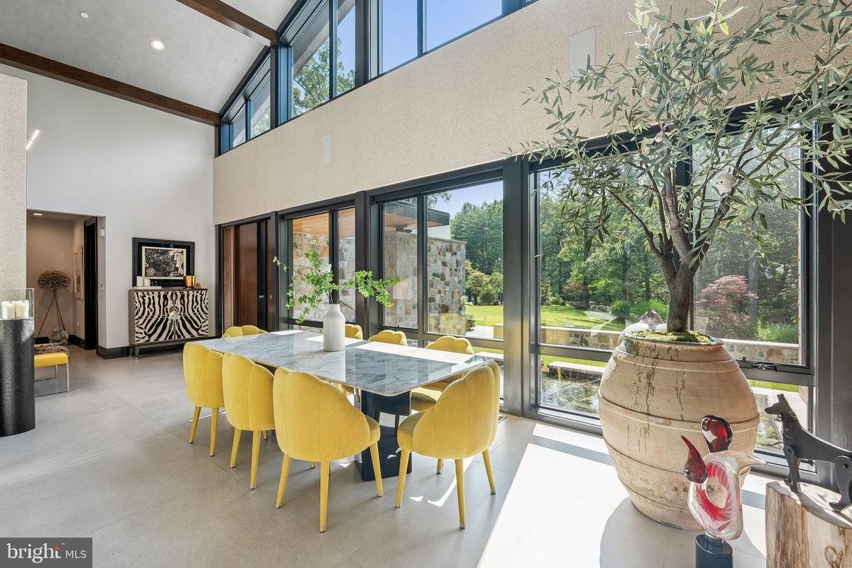 Dining room, Interior, Recessed Lighting, Sun Room