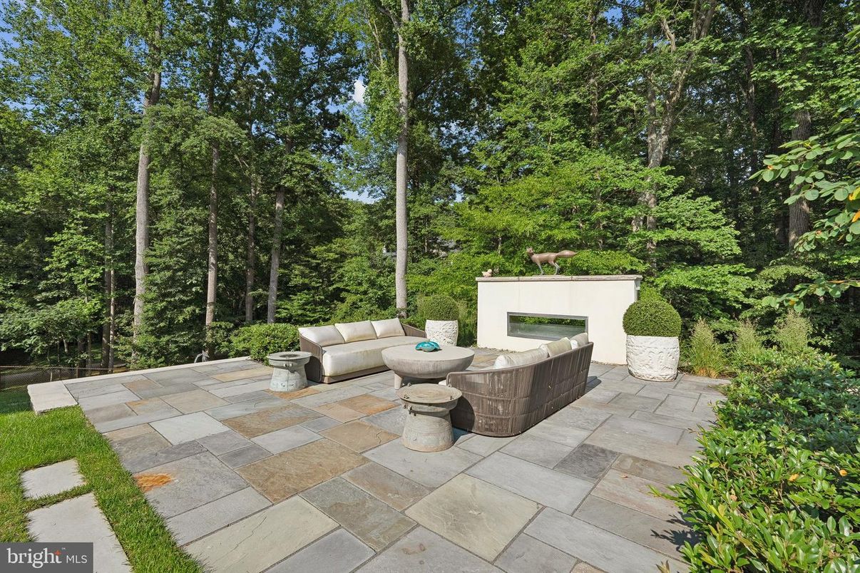 Exterior, Fireplace
