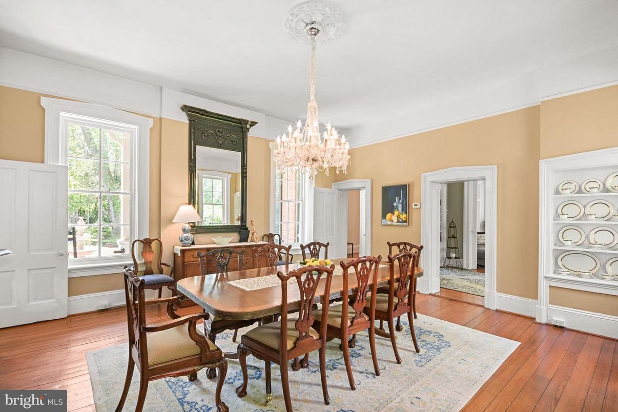 Chandelier, Dining room, Interior, Wood Texture Flooring