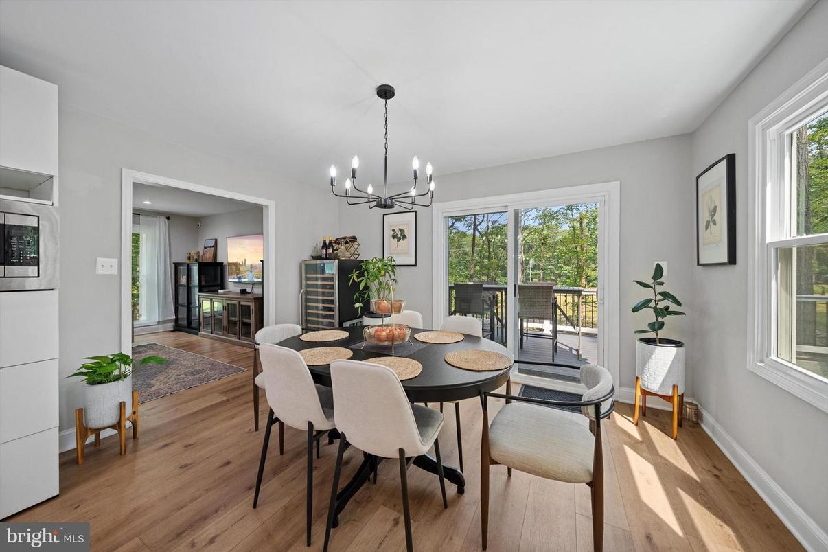 Chandelier, Dining room, Interior, Pendant Lights, Wood Texture Flooring