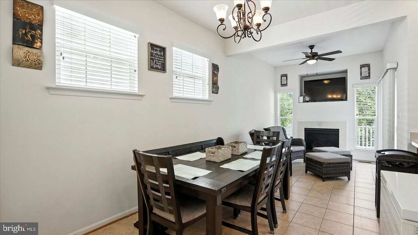 Chandelier, Dining room, Fireplace, Interior