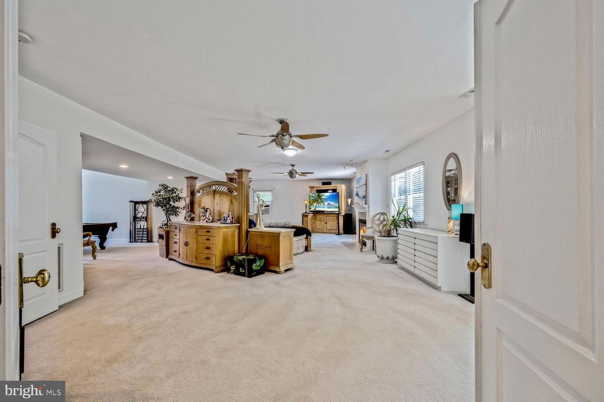 Interior, Recessed Lighting