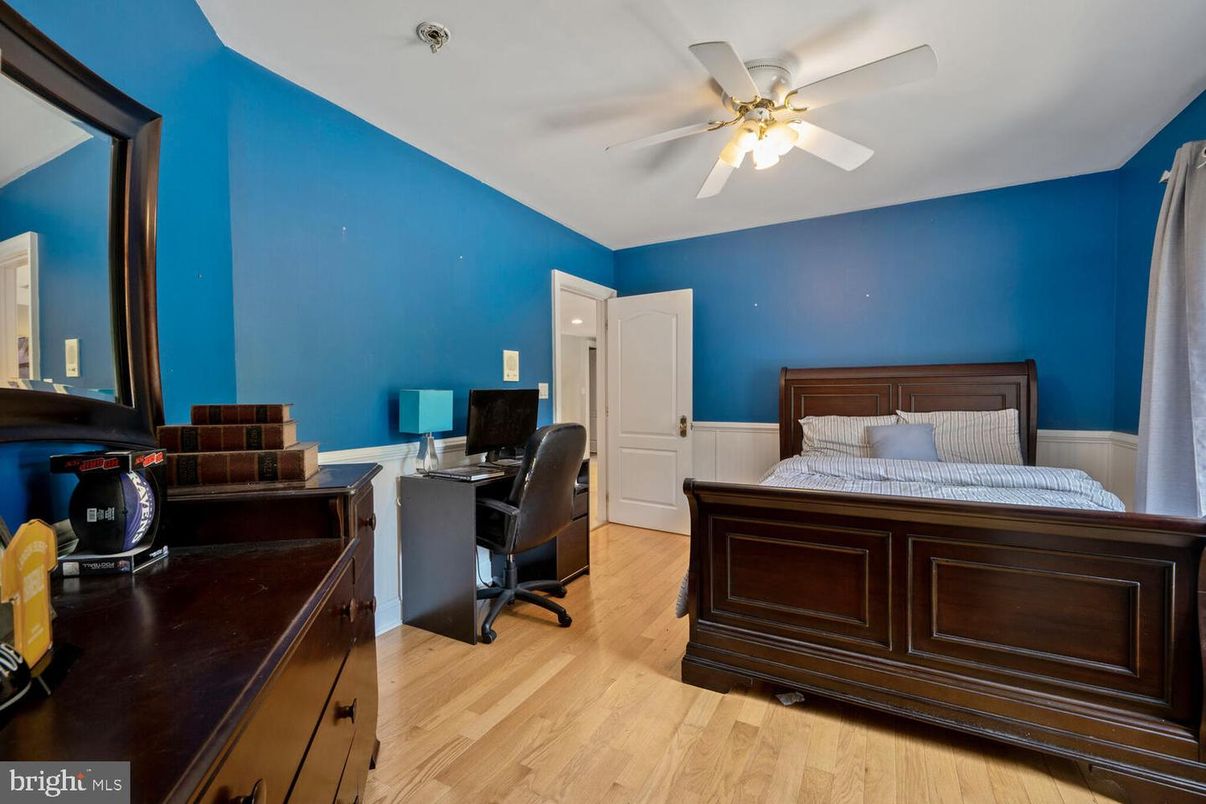 Bedroom, Home Office, Interior, Wood Texture Flooring