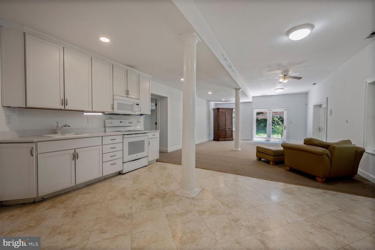 Interior, Kitchen, Recessed Lighting