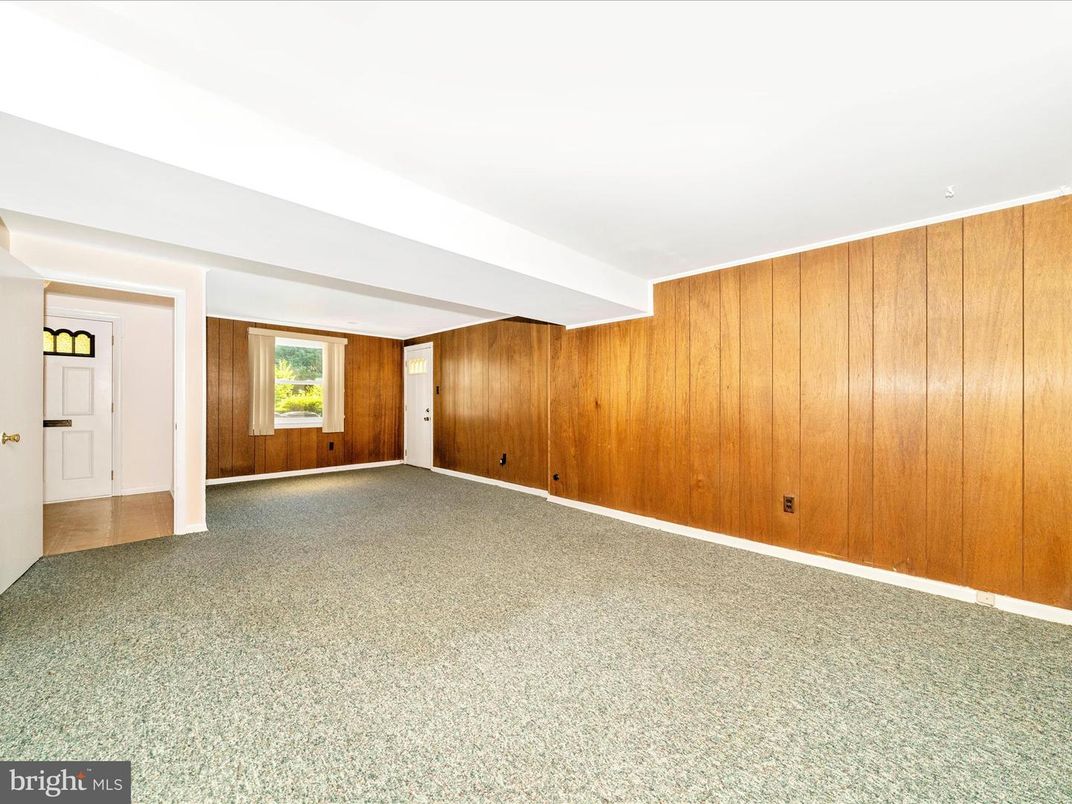 Empty room, Interior, Wooden Walls
