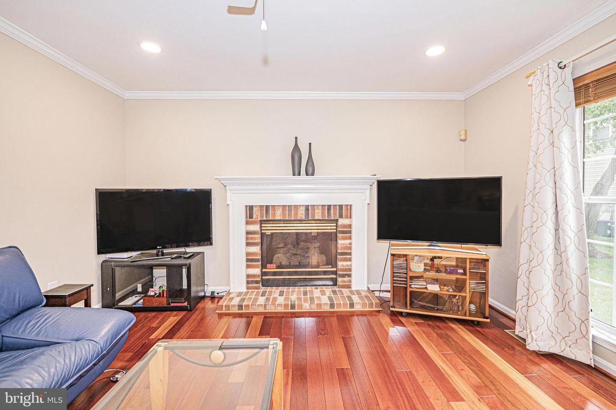 Fireplace, Interior, Recessed Lighting, Wood Texture Flooring