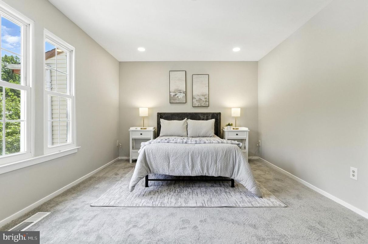 Bedroom, Interior, Recessed Lighting