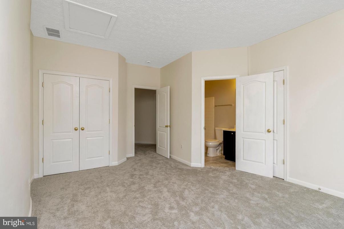 Bathroom, Empty room, Interior