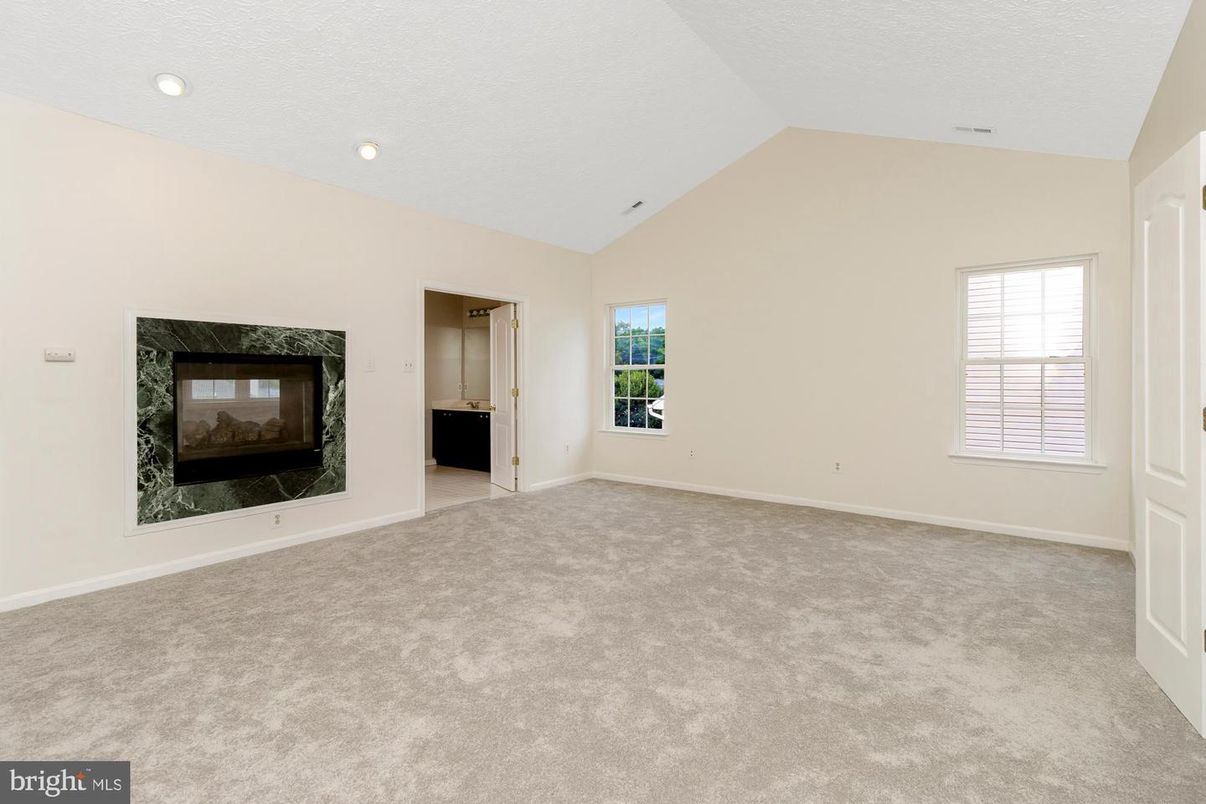 Empty room, Fireplace, Interior, Recessed Lighting