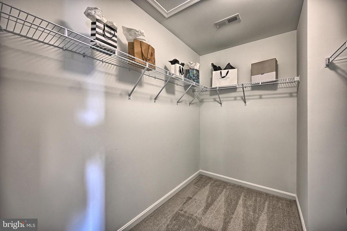 Interior, Walk-in Closets