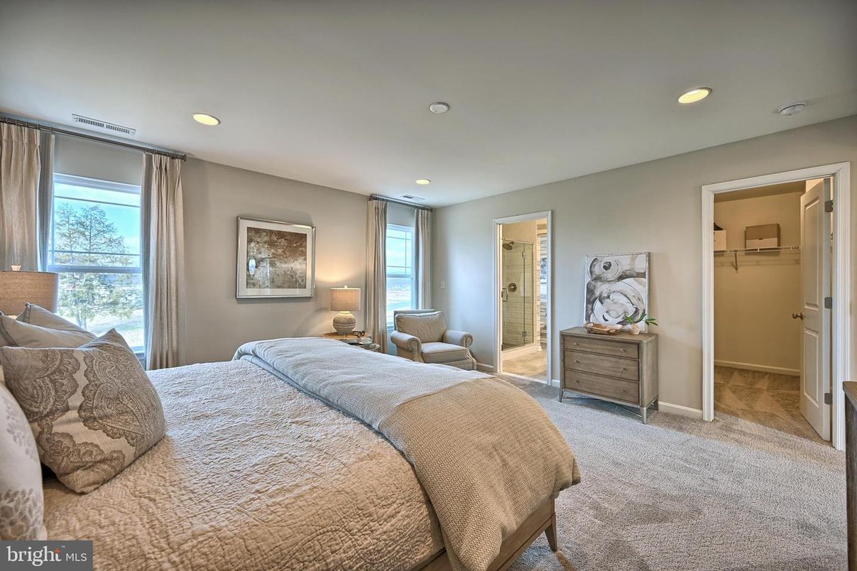Bedroom, Interior, Recessed Lighting