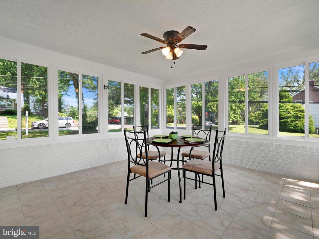 Dining room, Interior, Sun Room
