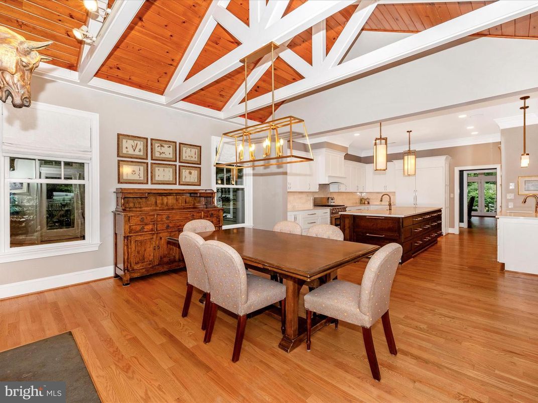Dining room, Interior, Kitchen, Pendant Lights, Recessed Lighting, Wooden Ceilings, Wood Texture Flooring