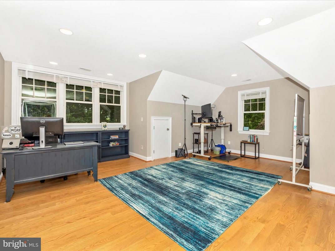 Home Office, Interior, Recessed Lighting, Wood Texture Flooring