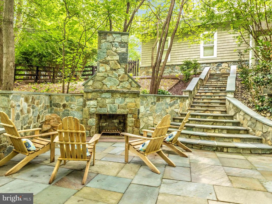 Exterior, Fireplace